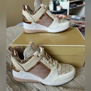 Michael Kors Georgie Trainer